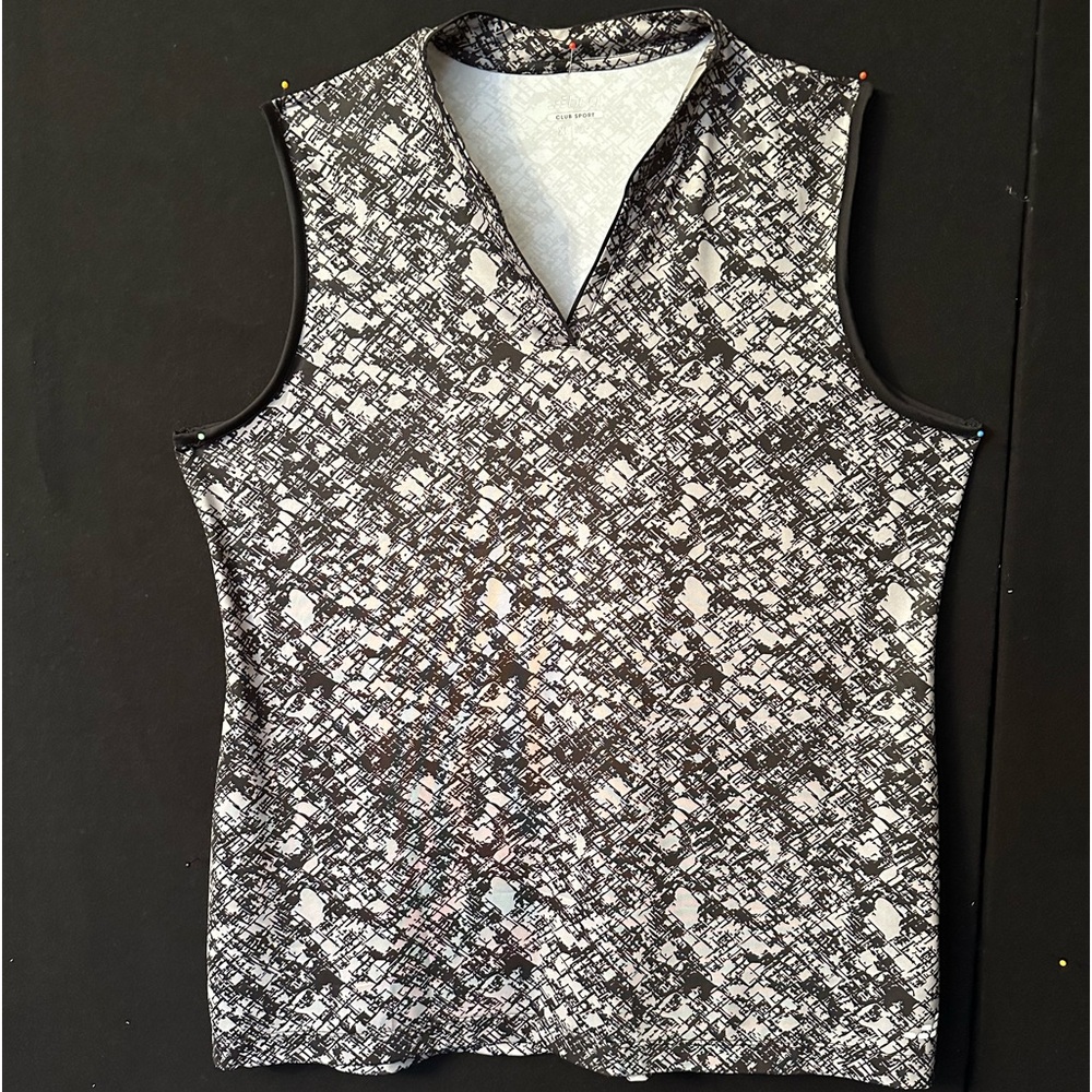 BCG XL Women’s Sleeveless Golf Shirt, Black and Gray
